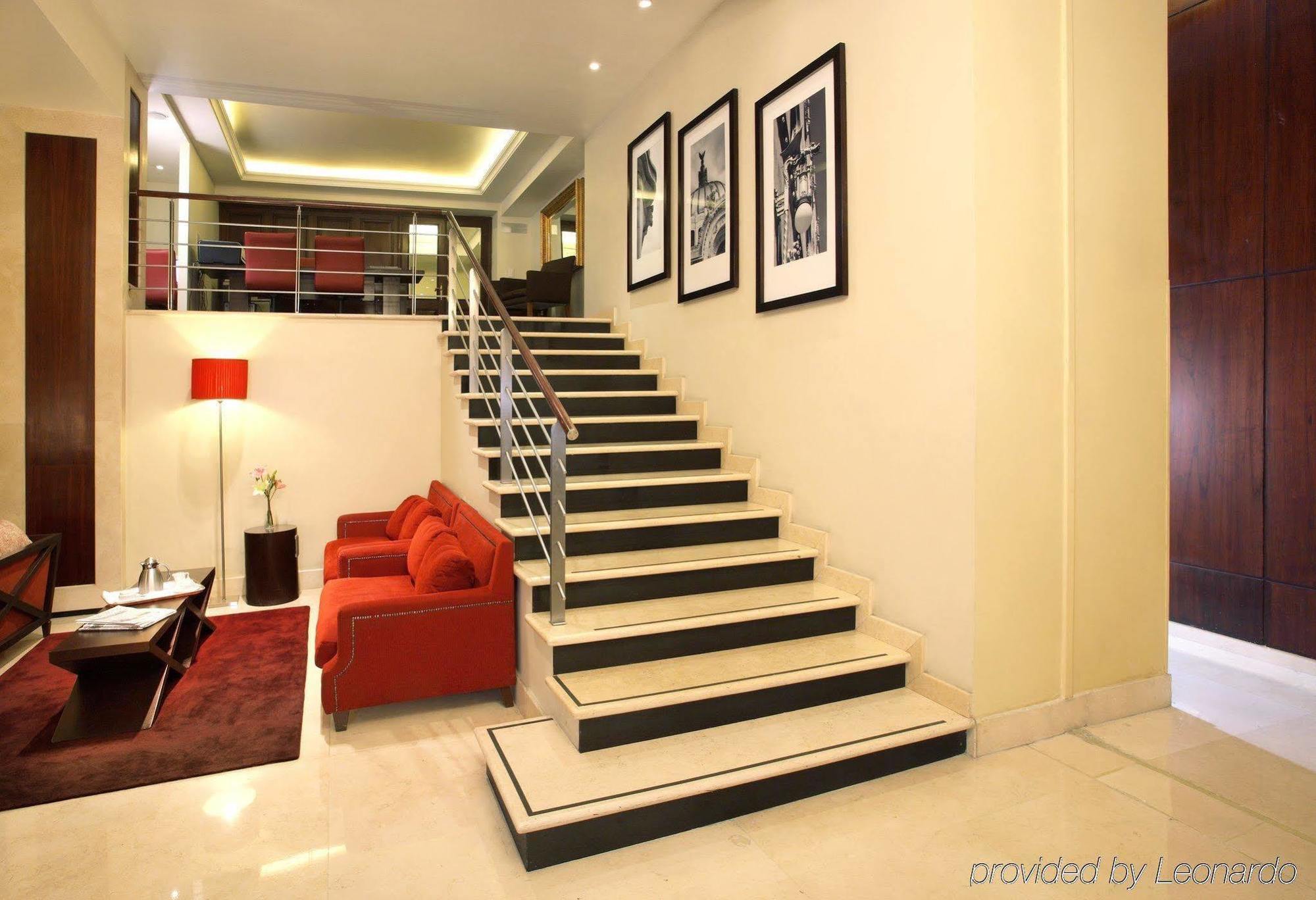 Emporio Reforma Hotell Mexico City Exteriör bild A staircase
